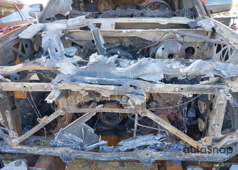 2014 Chevrolet Silverado 1500 1Lt z USA, uszkodzony, nr VIN 1GCVKREC6EZ136207